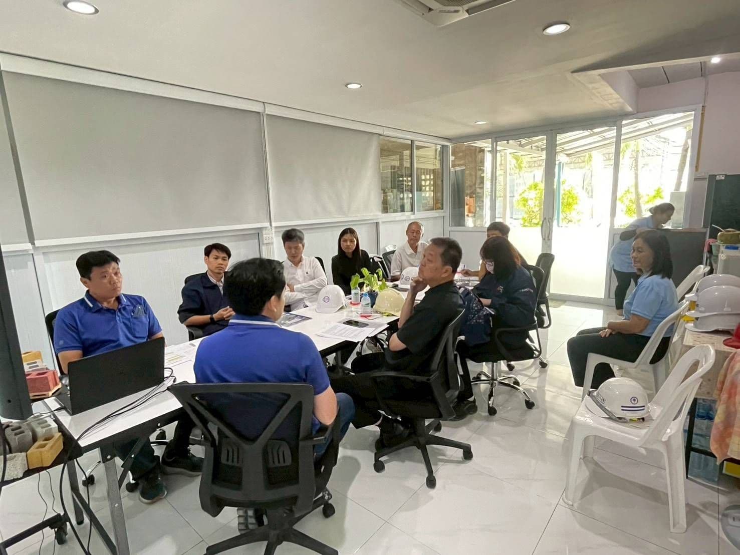 ยินดีต้อนรับคณะตรวจสอบ โครงการรถไฟฟ้าสีม่วงใต้ เยี่ยมชม โรงงานวงกลม