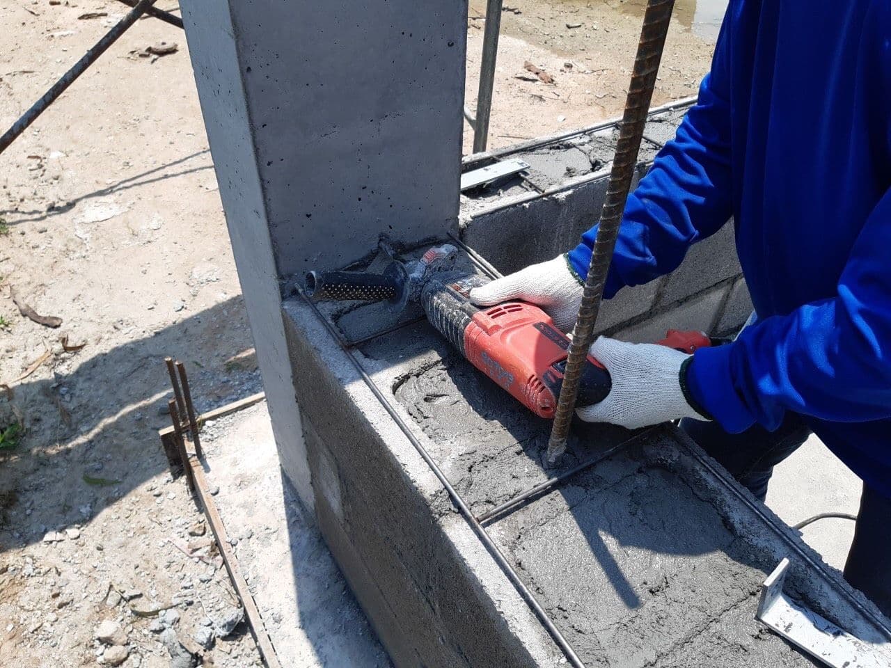 เทคนิคการก่ออิฐบล็อกโดยใช้เหล็กชุบ Galvanized